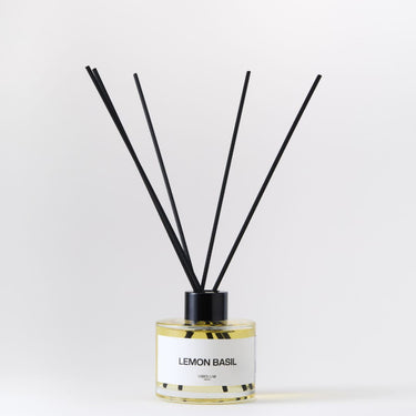 Lemon Basil Reed Diffuser – ก้านไม้หอมกลิ่นมะนาวโหระพา โดย Vibes Lab